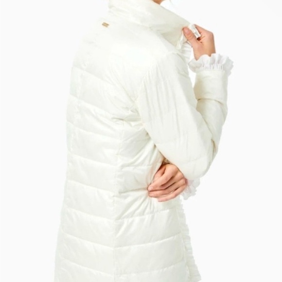 Lilly Pulitzer white Doria Puffer Quilted Jacket with Floral Lining - Picture 4 of 4